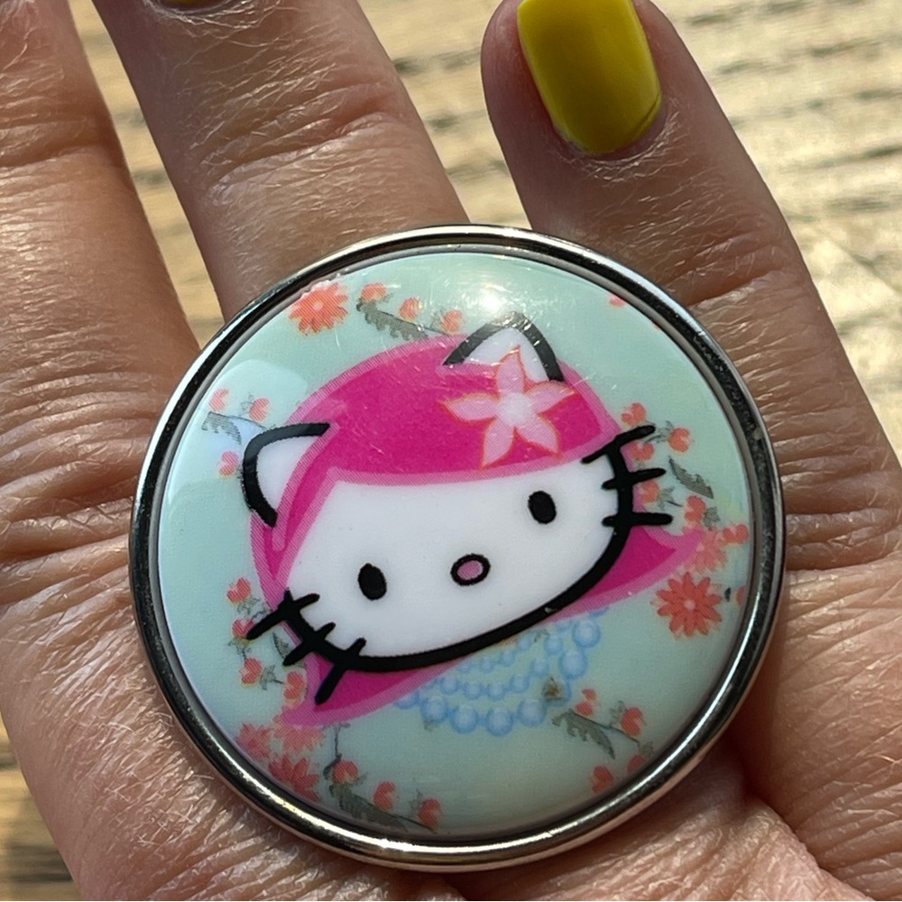 Tarina Tarantino Hello Kitty Ring - Pink and Blue